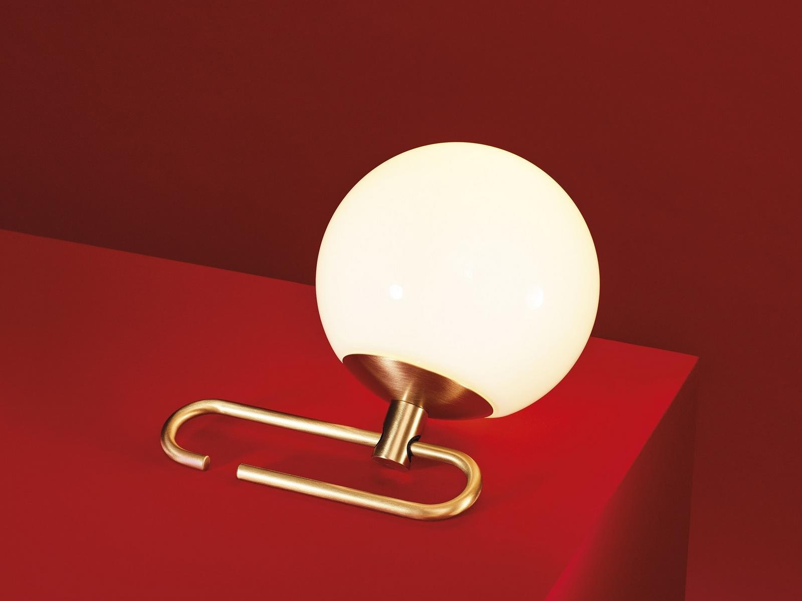 NH LED direct light table lamp