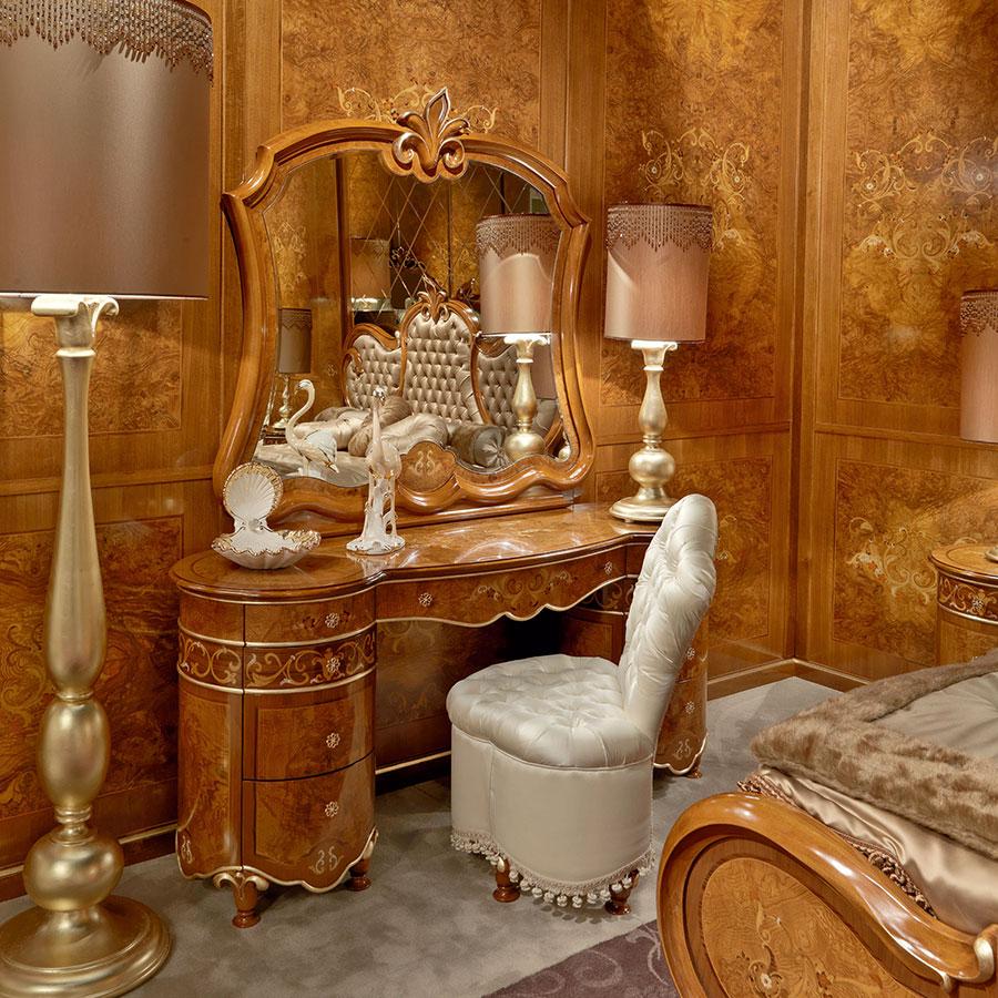 BELLAGIO Solid wood bedroom set in a classic style