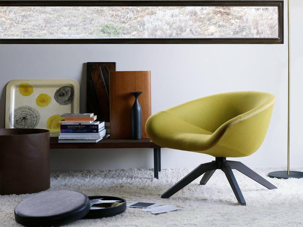 MART Swivel trestle-based fabric easy chair