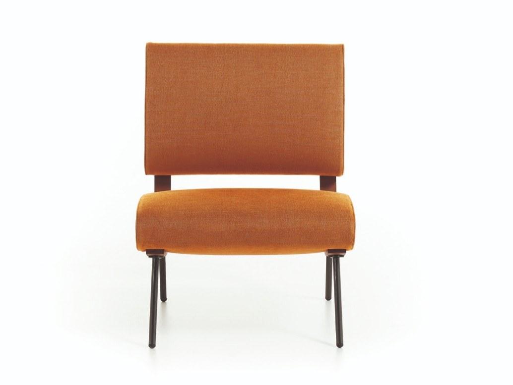 ROUND D.154.5 Armchair