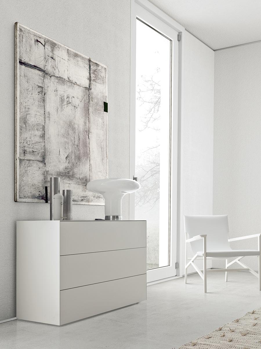 NORMA Wooden chest of drawers with integrated handles