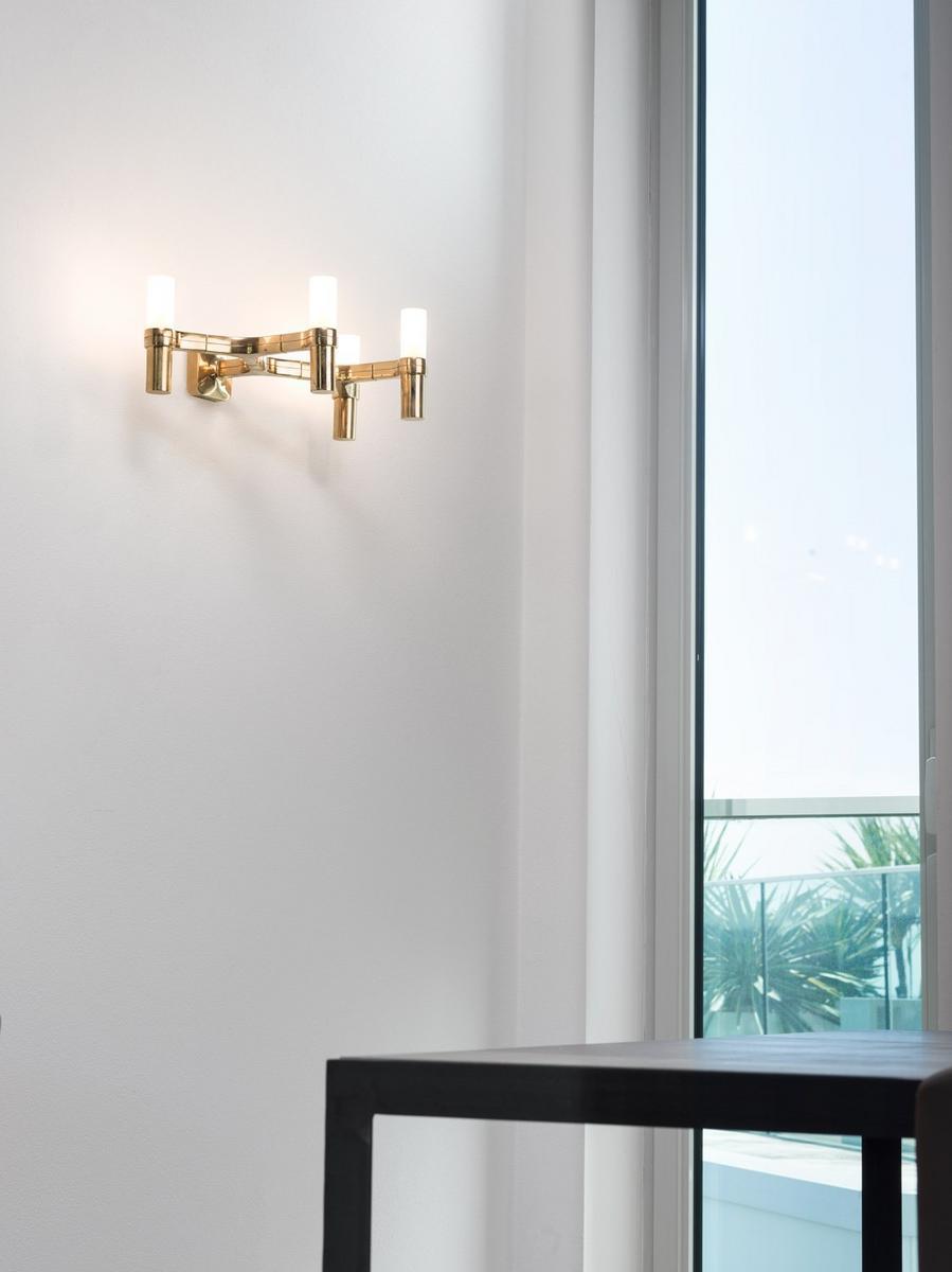 CROWN Die cast aluminium wall lamp