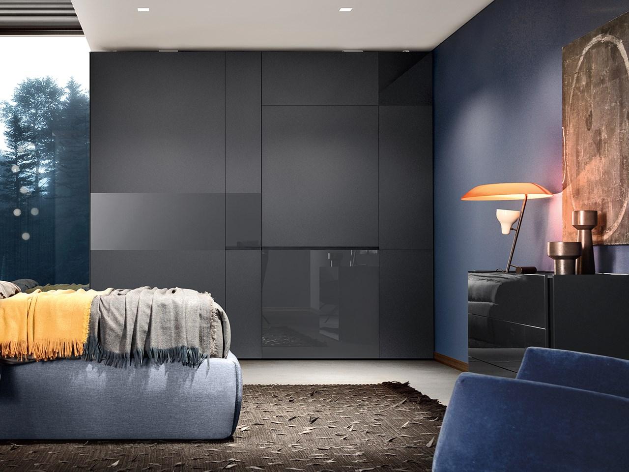 CREA Lacquered wooden wardrobe