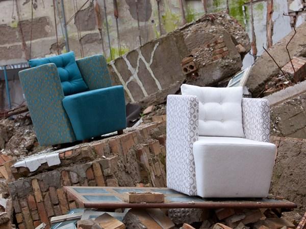 ARTIBELLA Upholstered fabric armchair with armrests