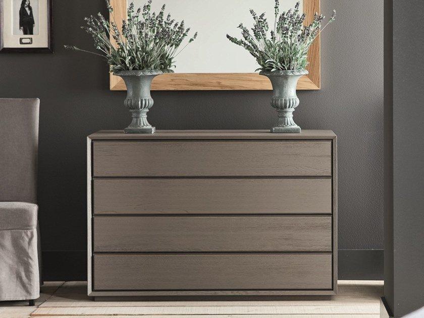NOOK Solid wood chest of drawers with integrated handles