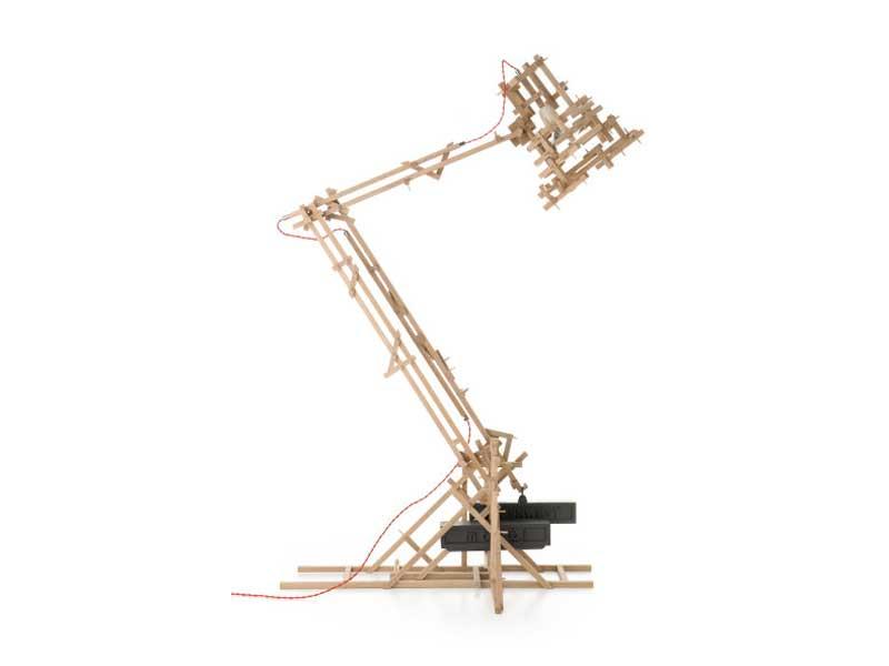 BRAVE NEW WORLD LAMP Height-adjustable with swing arm adjustable wooden table lamp