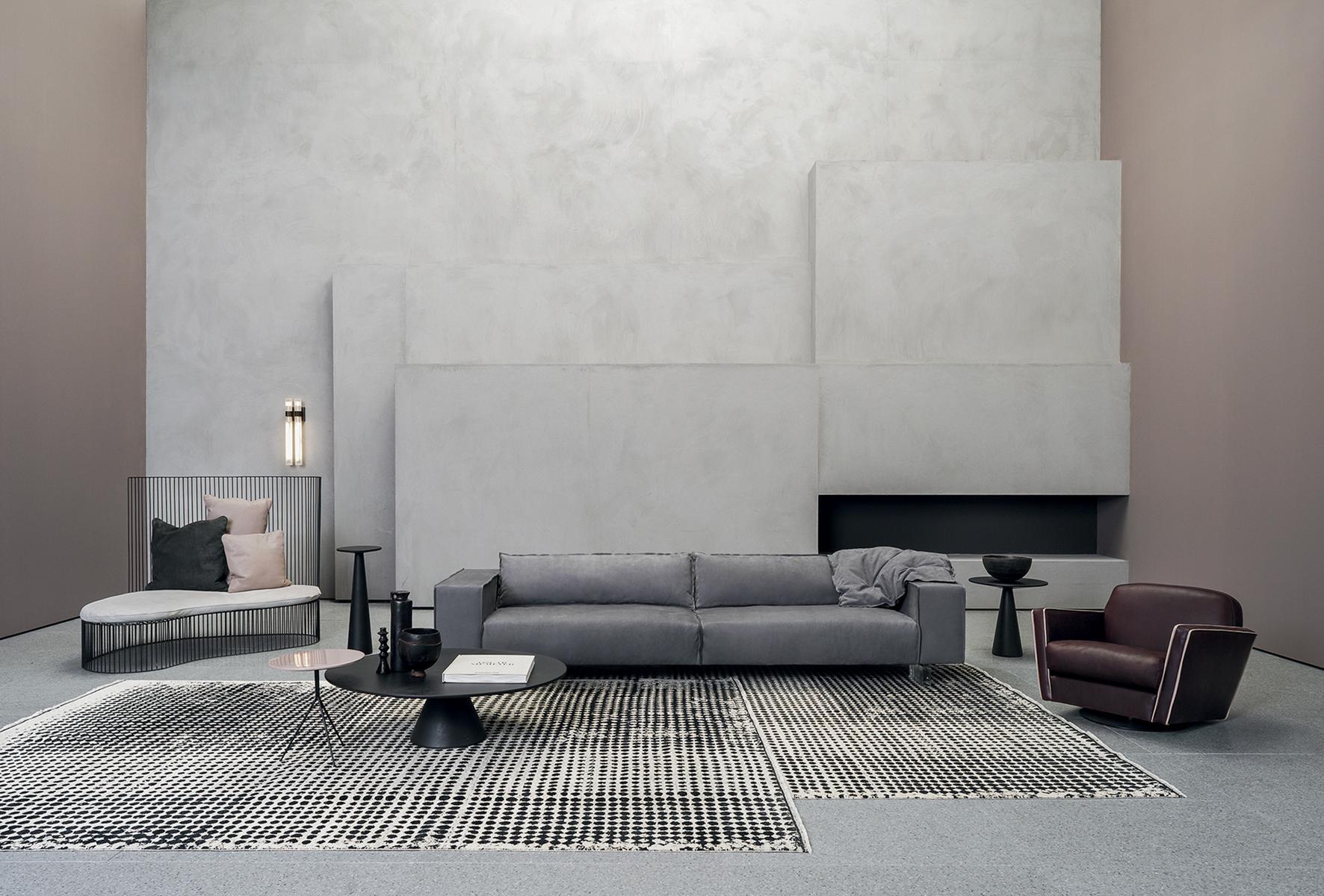 BUDAPESTAIR Leather sofa