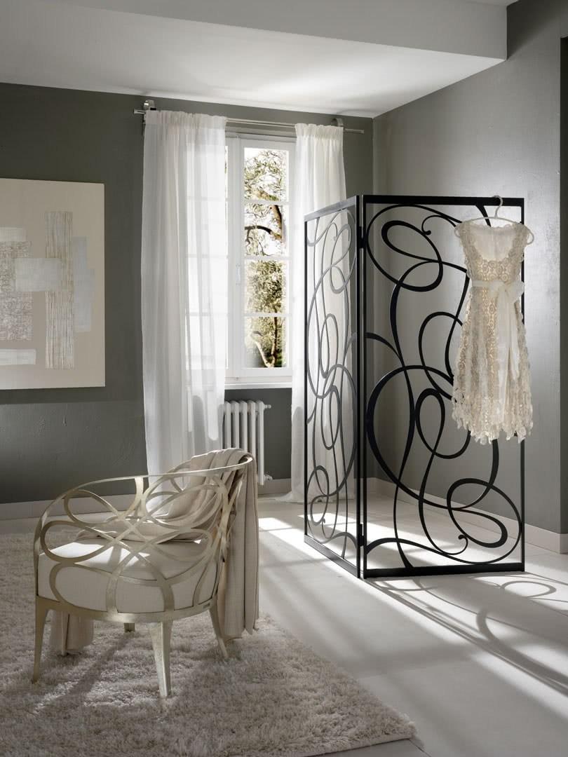 NOÈ Iron armchair