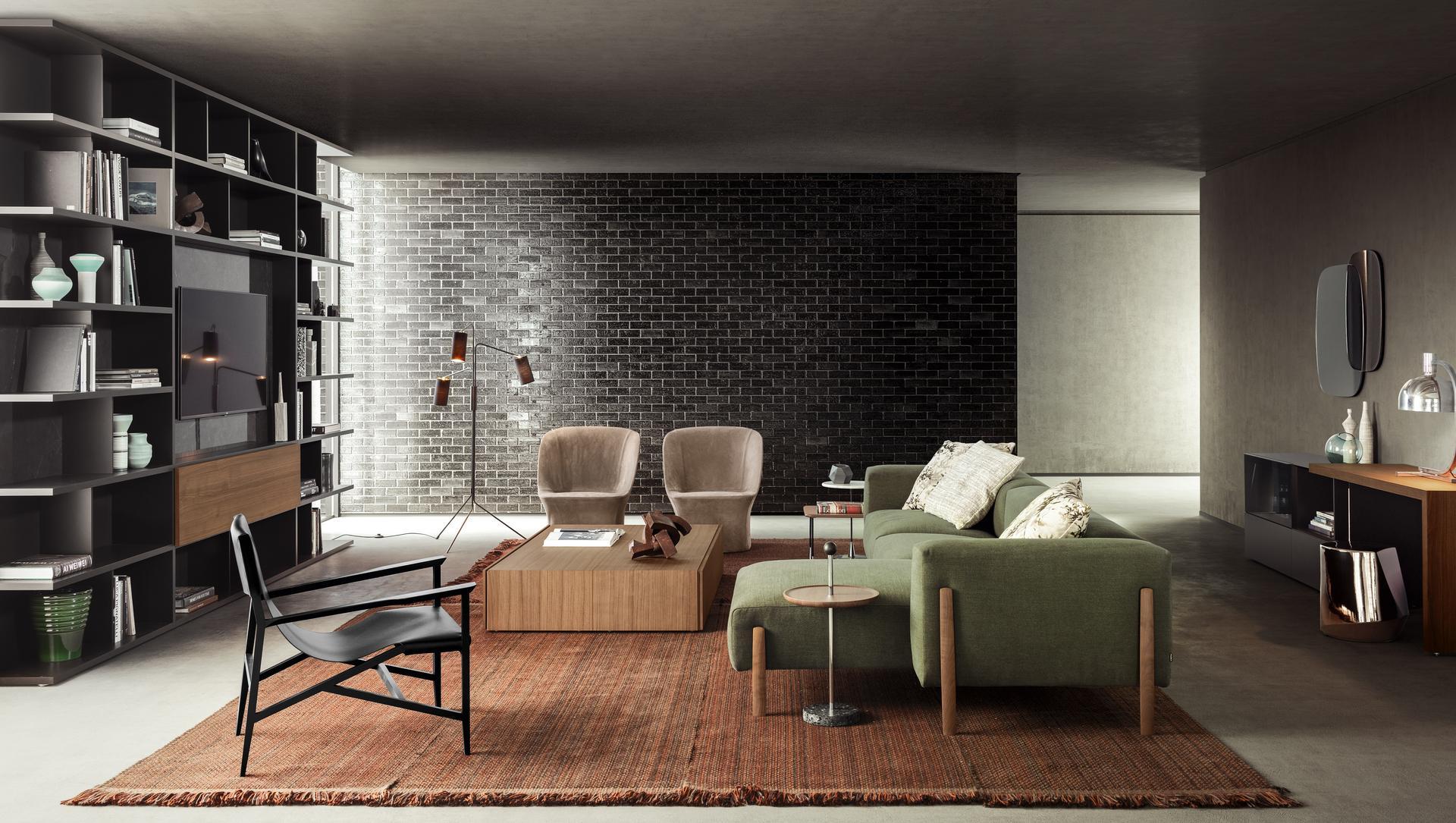 ISOTTA Tanned leather armchair