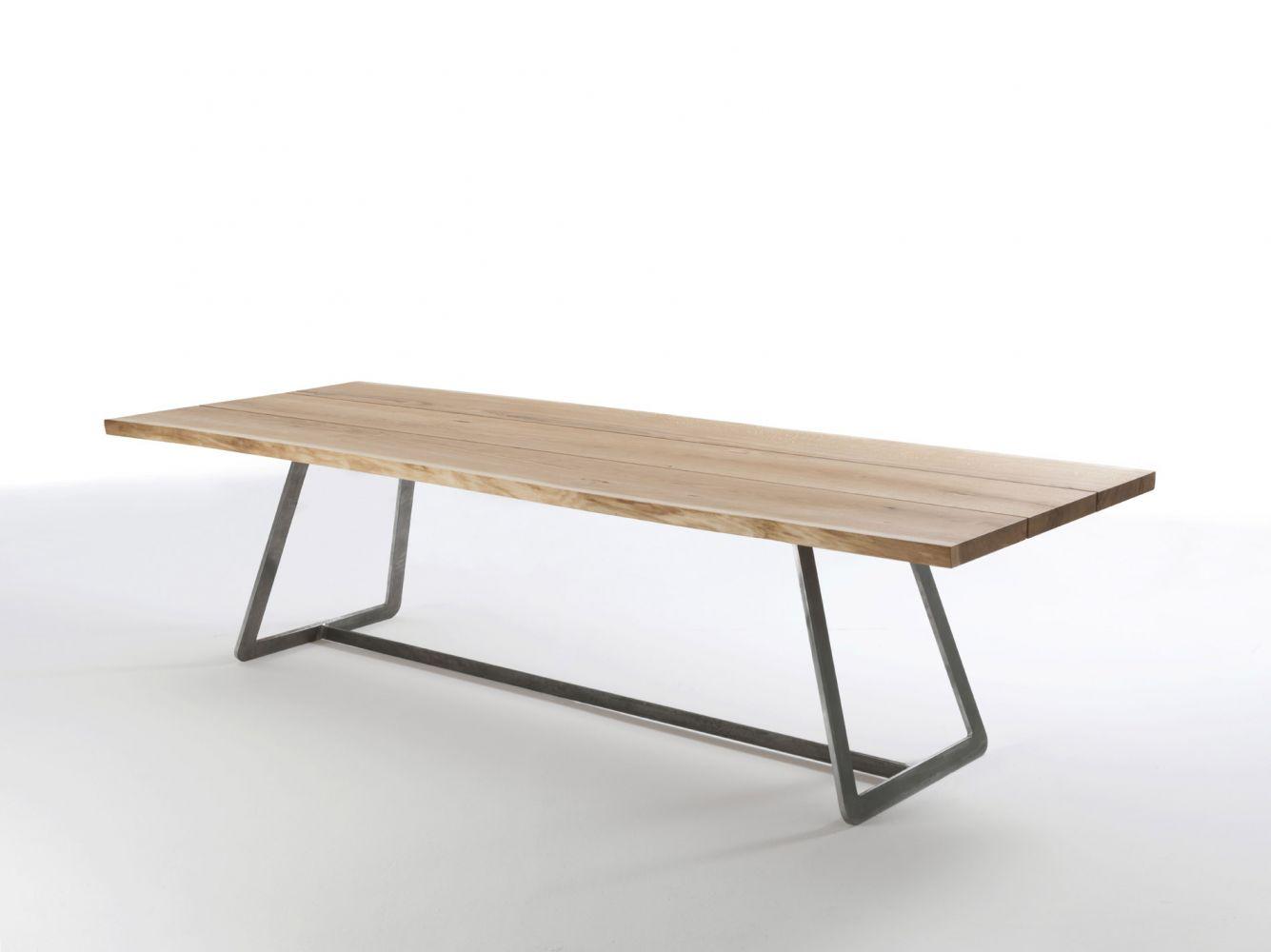 CALLE Rectangular metal table