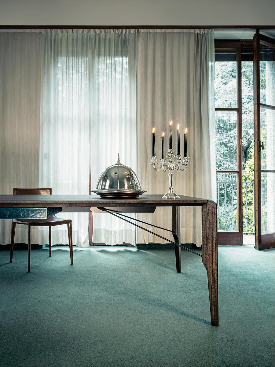 GLORIOUS Wooden table