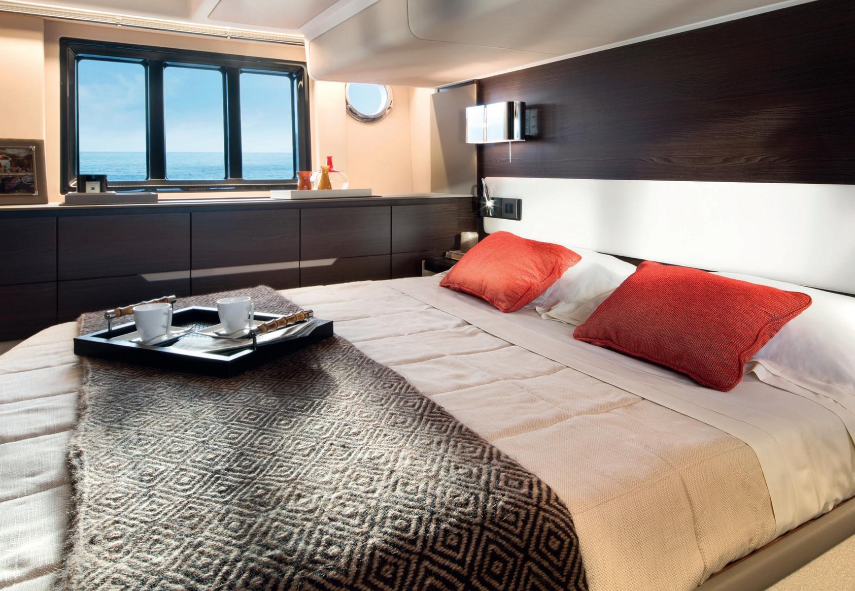 DUOS Metal wall light