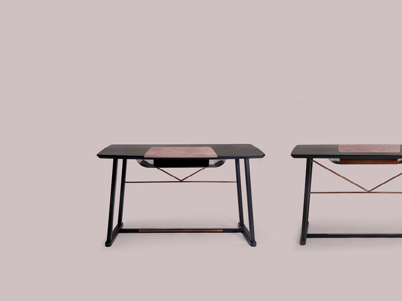 GOLIA Rectangular wooden writing desk