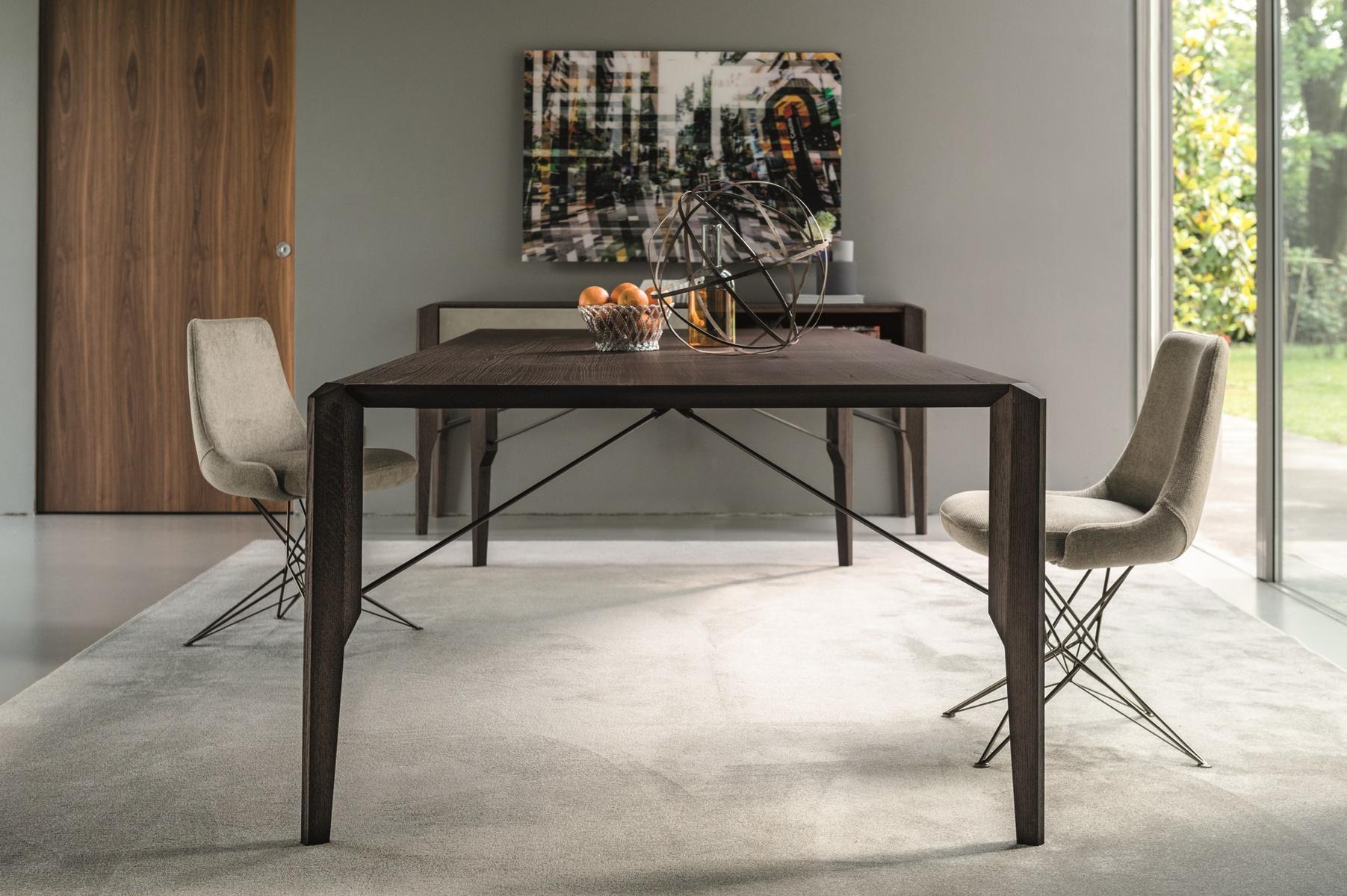 GLORIOUS Wooden table