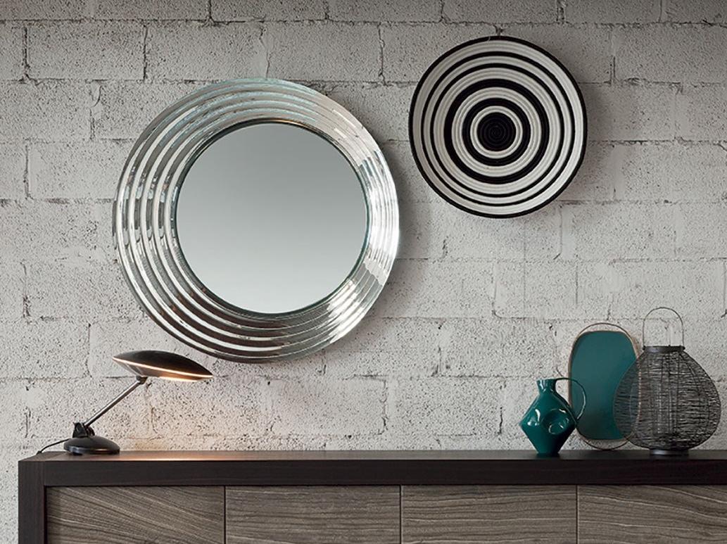 QUEEN Round framed wall-mounted mirror QUEEN Round framed wall-mounted mirror