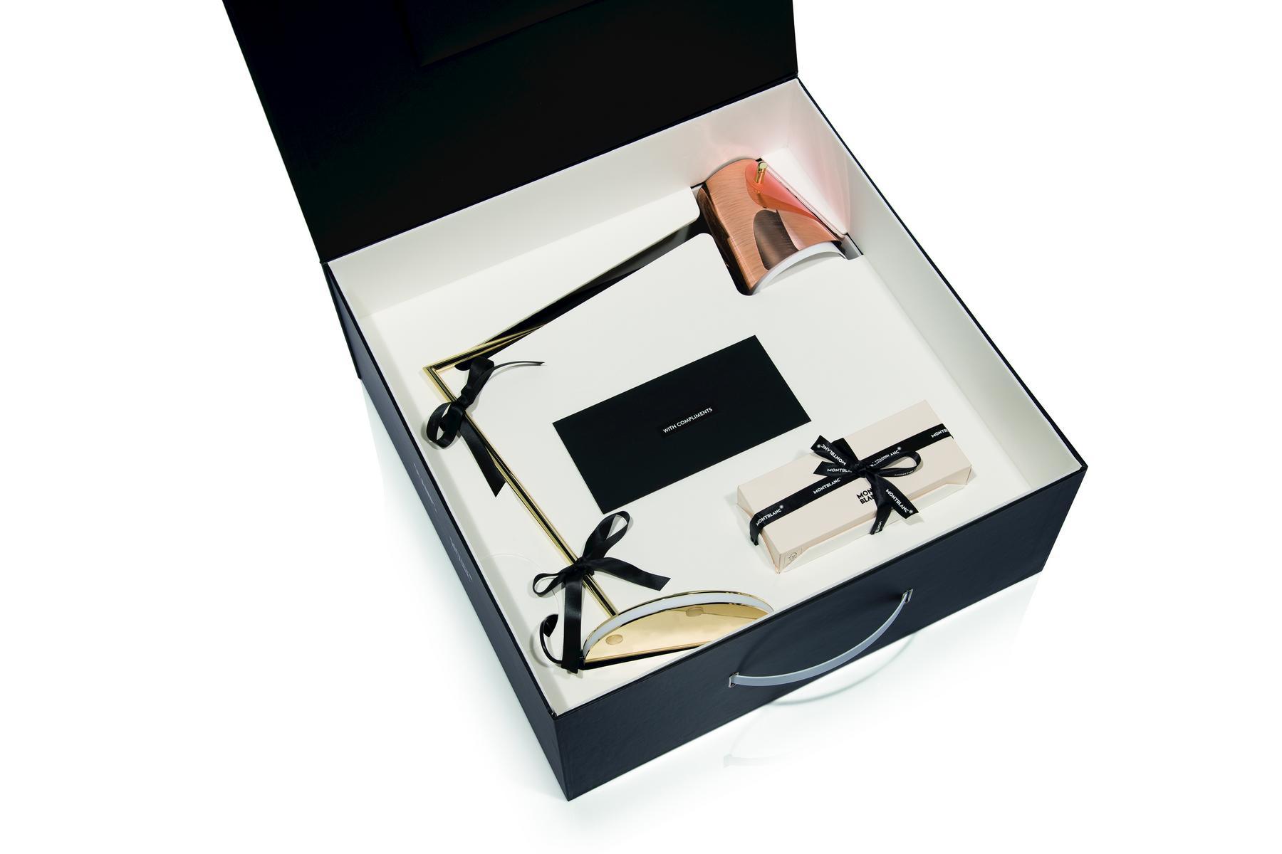 OVERLAY LED Lentiflex® and brass desk lamp