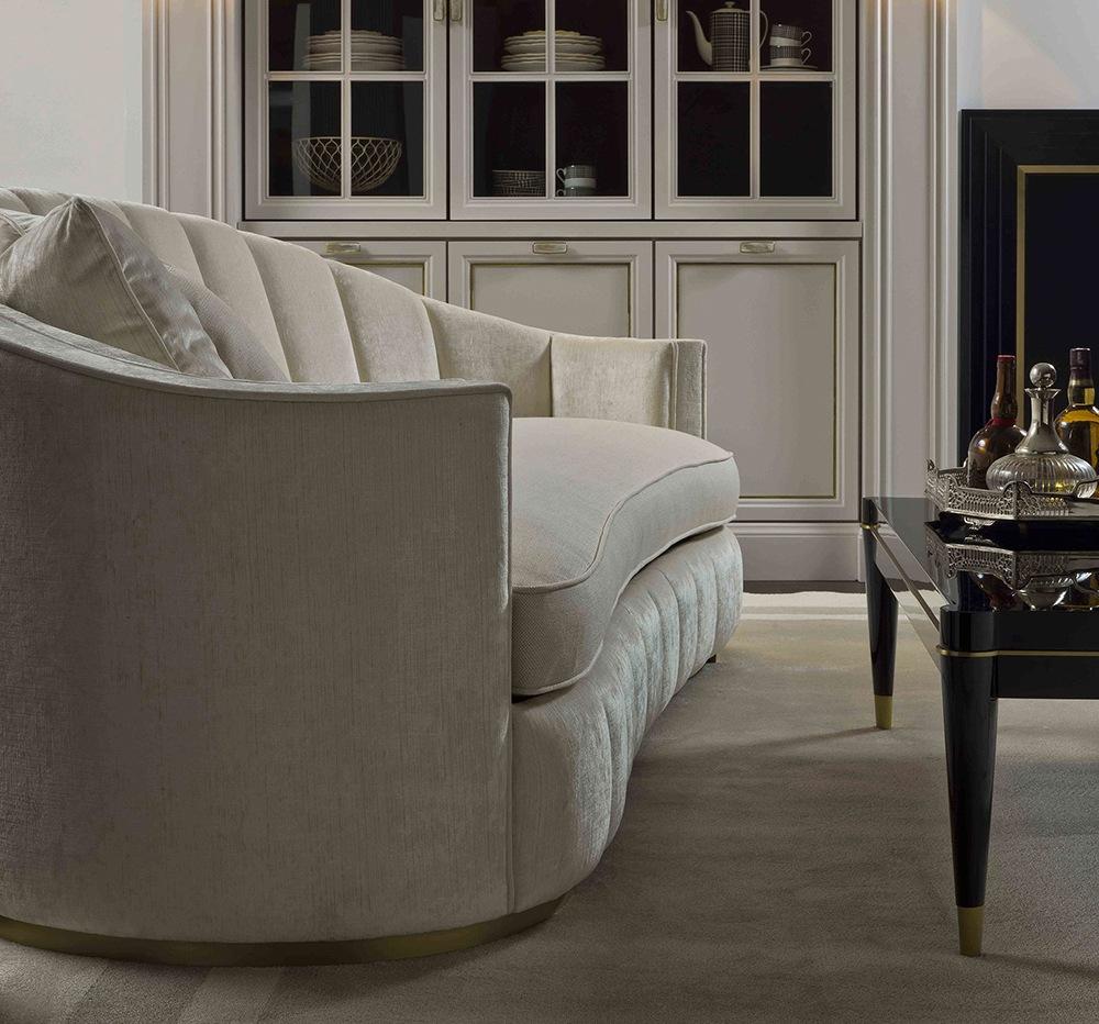 ELIODORO Curved velvet sofa