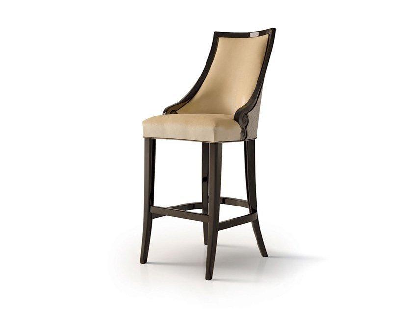 6112 Upholstered stool with back and footrest