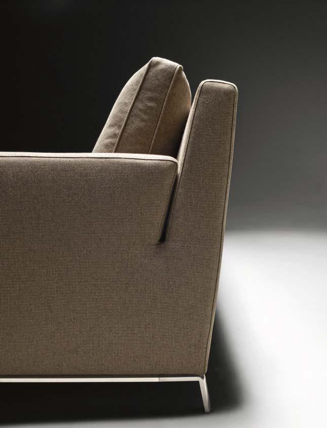LIDO Leather armchair with armrests