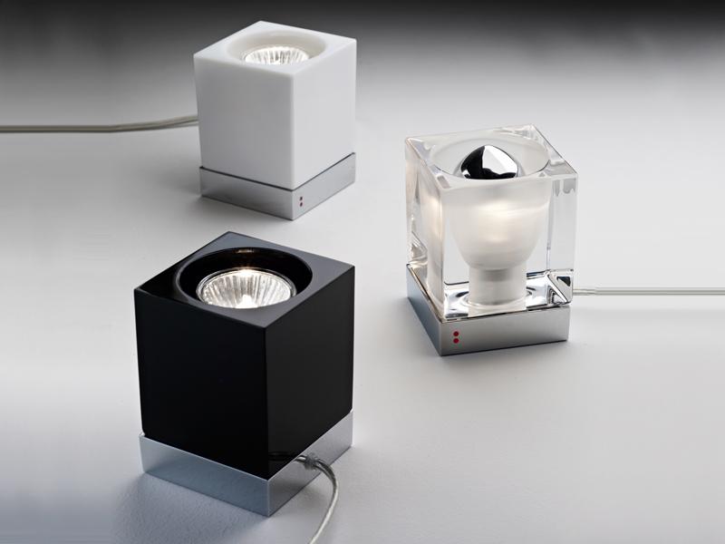 CUBETTO Glass table lamp