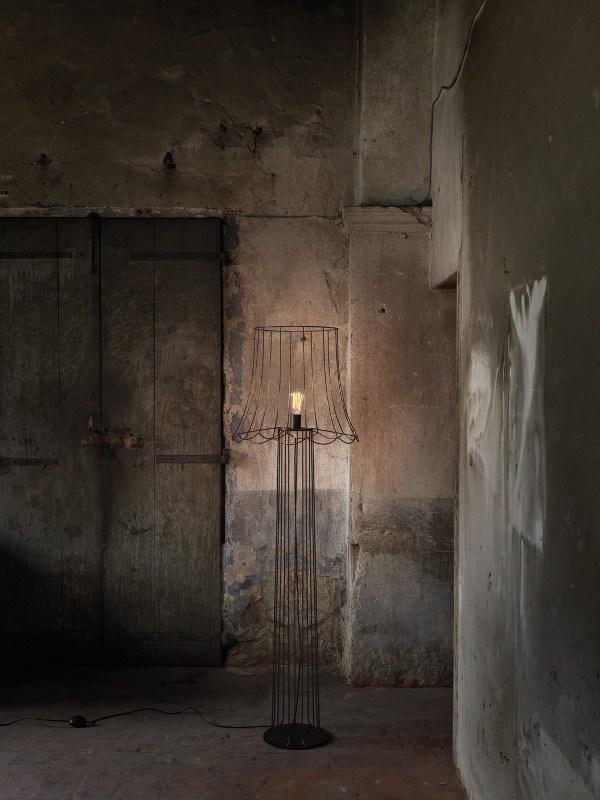 LUCILLA Iron floor lamp