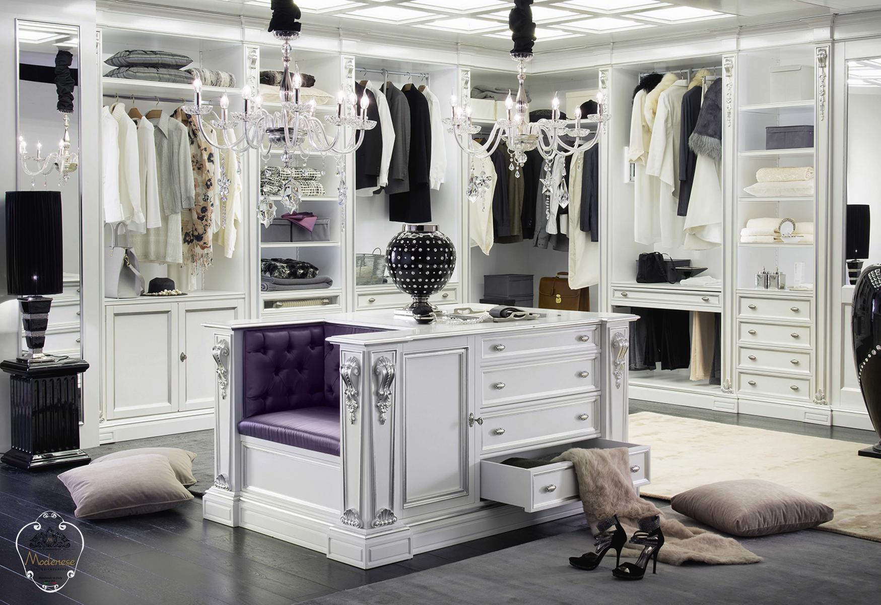 14908 Wooden walk-in wardrobe