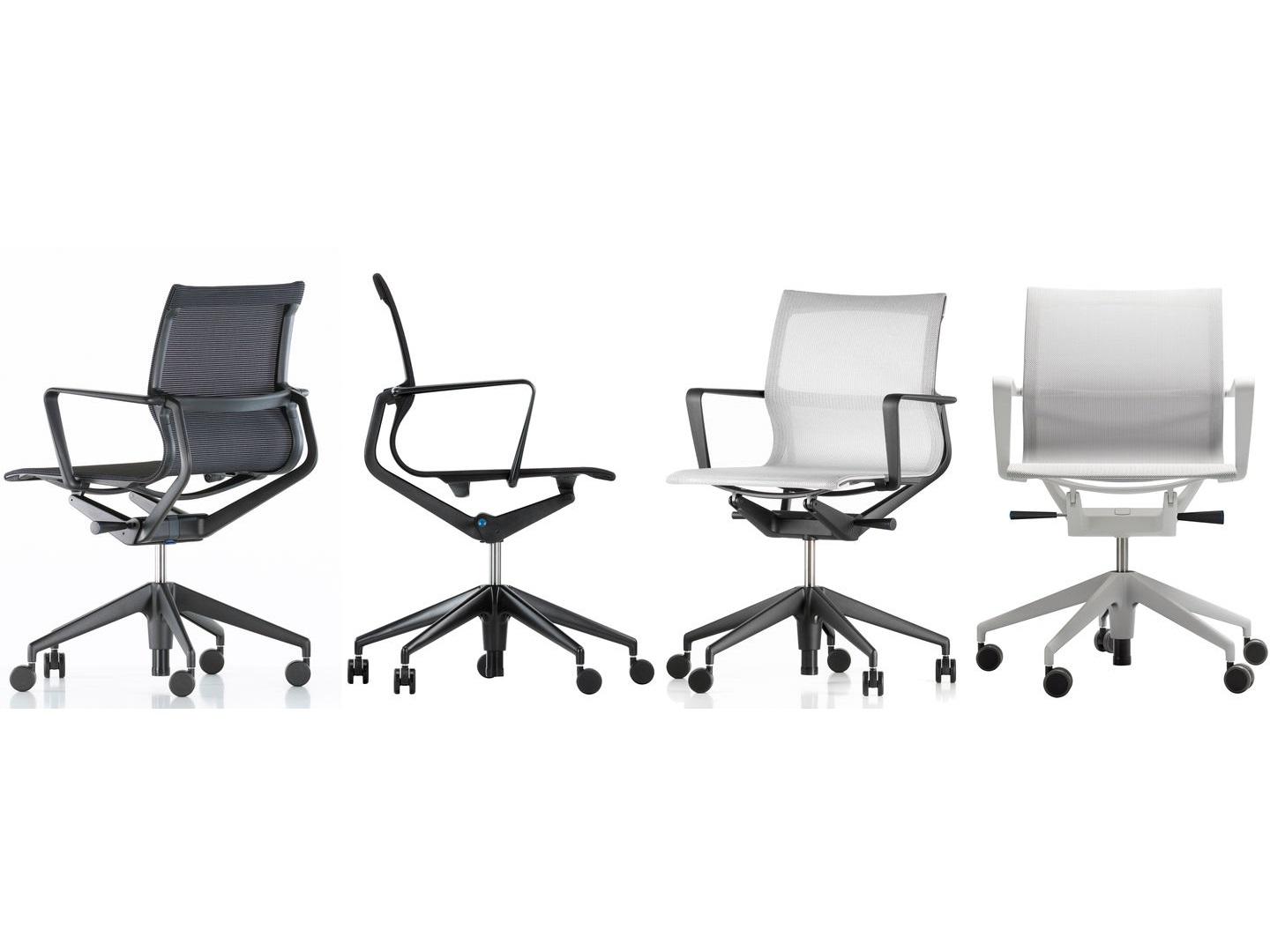 PHYSI Swivel office chair with armrests