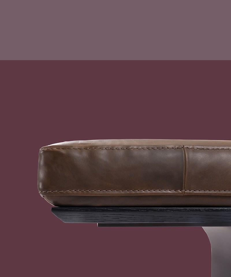 MINERVA Leather day bed