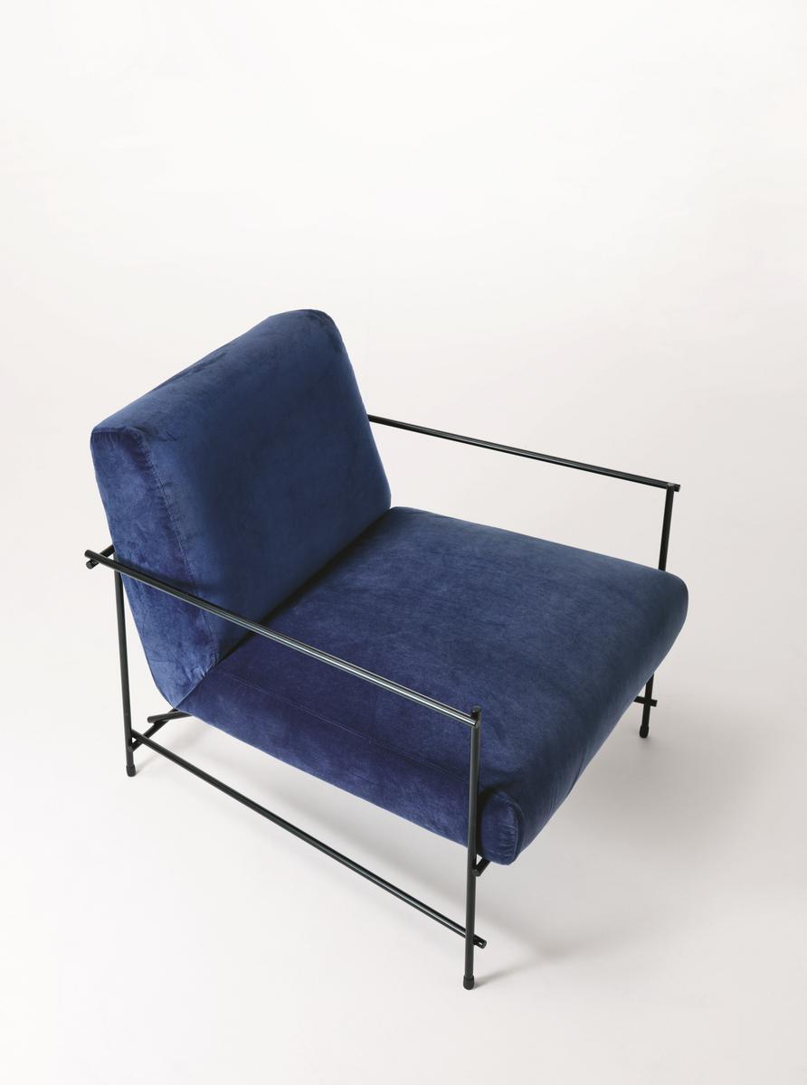 KYO Upholstered armchair with armrests