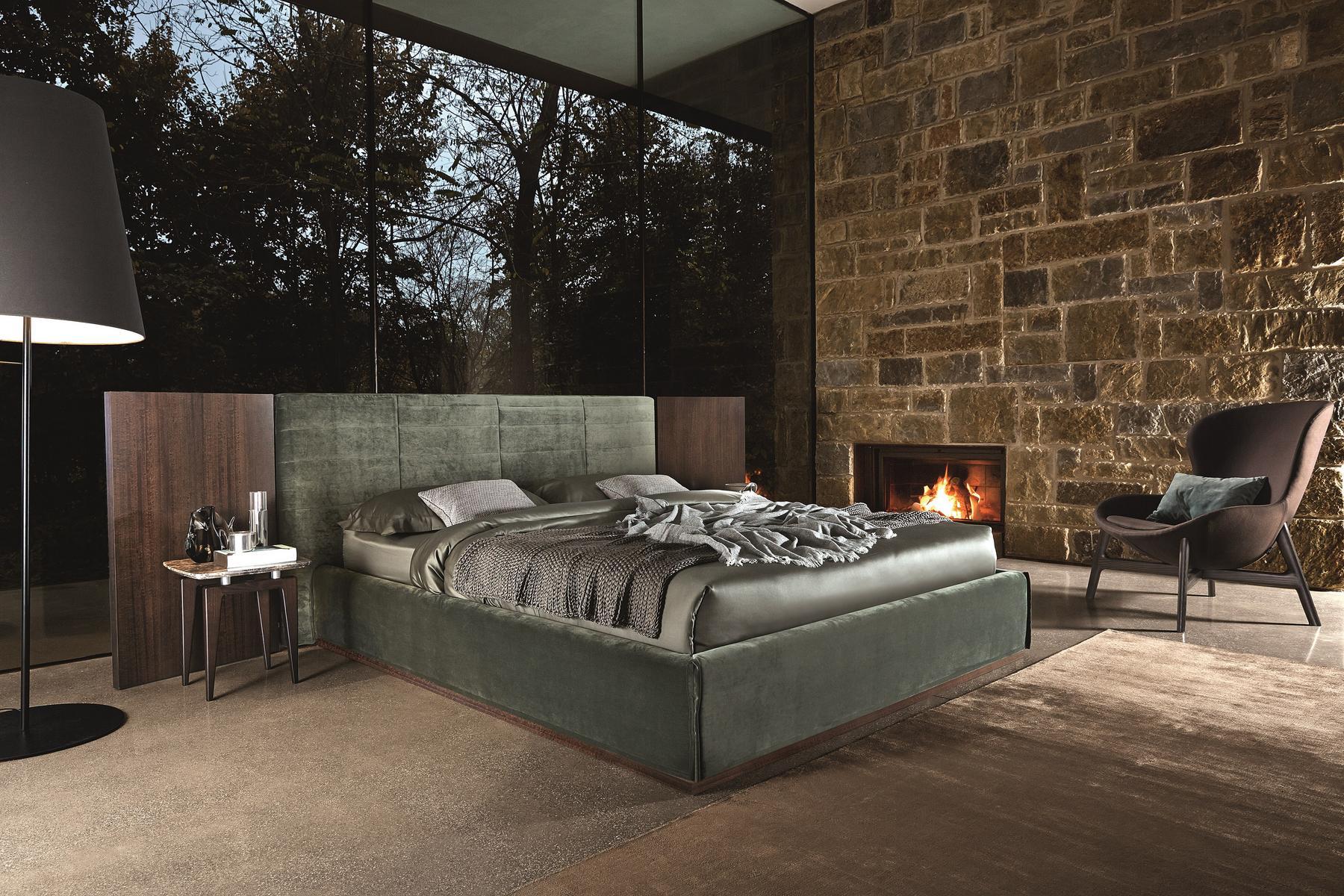 GRANDANGOLO Upholstered storage bed