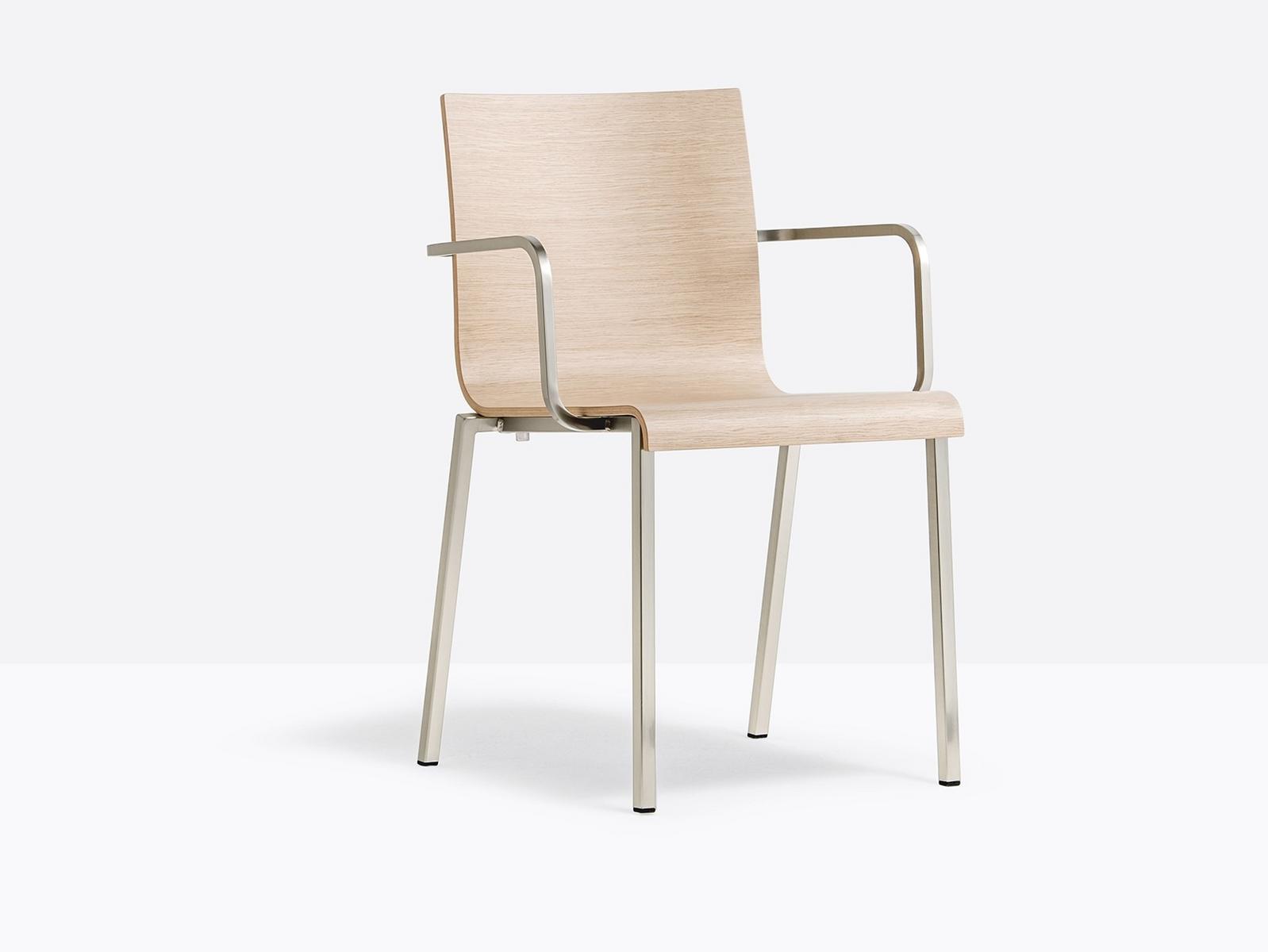 KUADRA XL 2412 Stackable chair