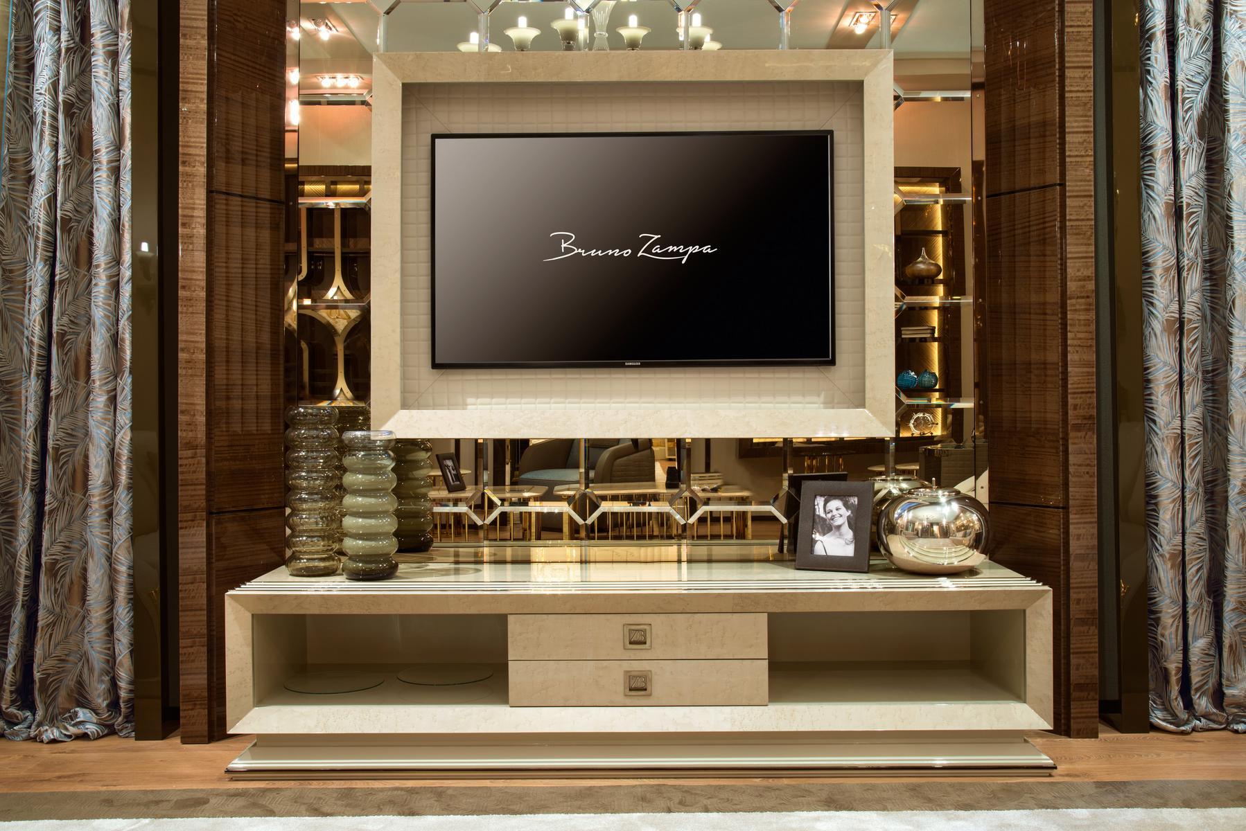 CONCORDE Low solid wood TV cabinet with drawers