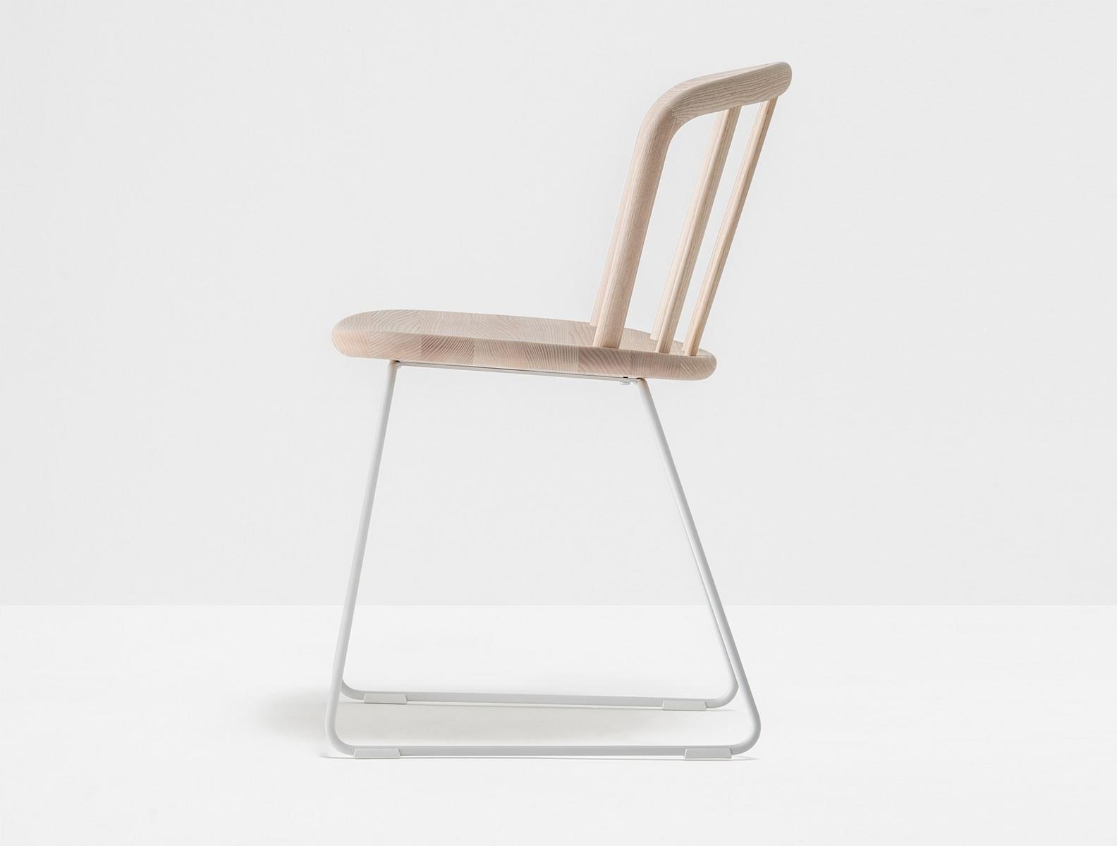 NYM 2850 Sled base ash chair