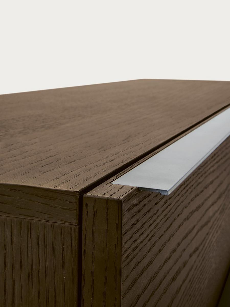 SPAZIO Wooden chest of drawers