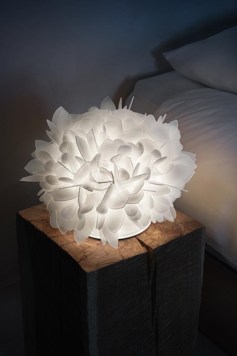 VELI FOLIAGE LED Opalflex® table lamp