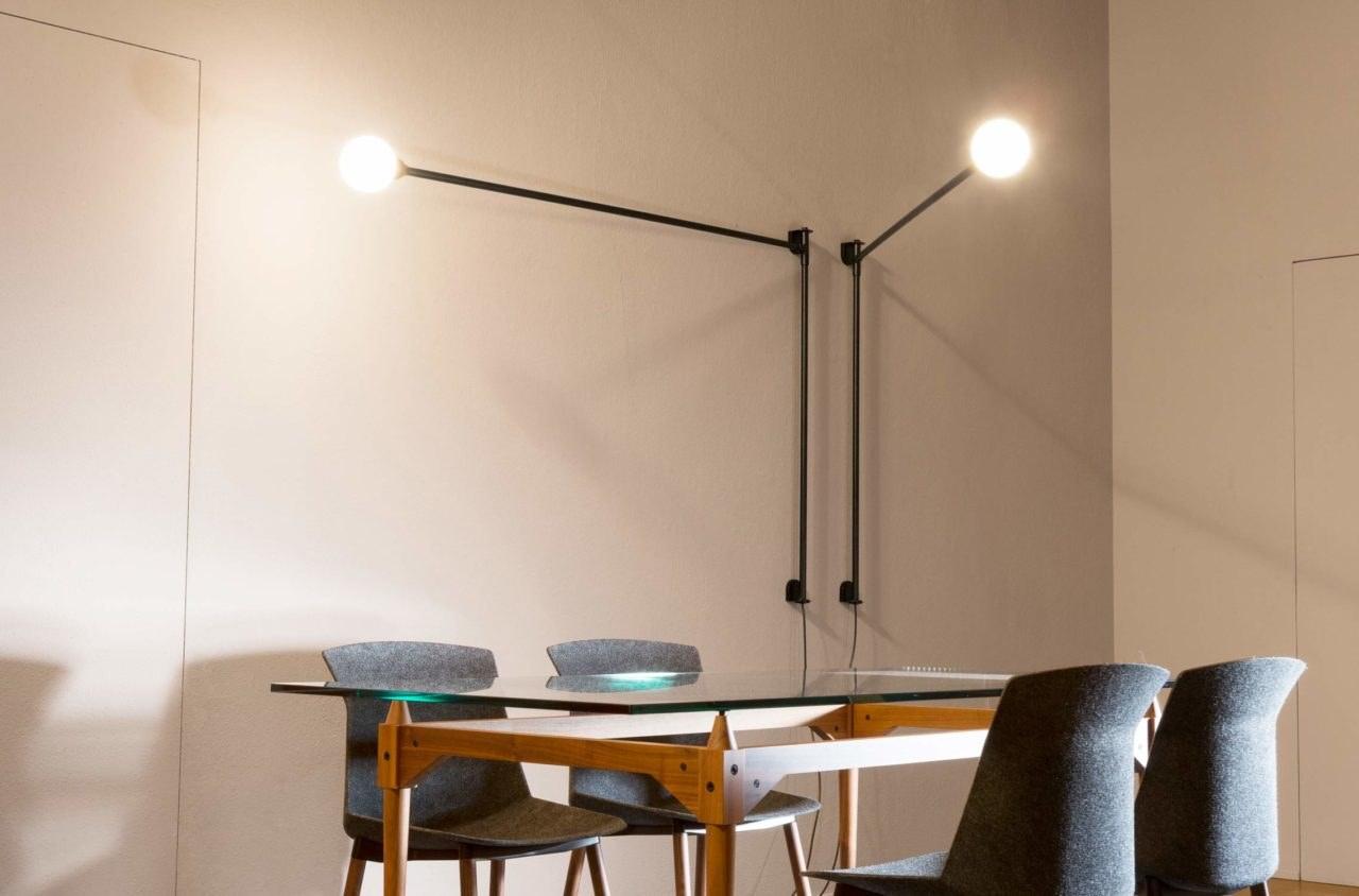 POTENCE PIVOTANTE Adjustable aluminium wall lamp