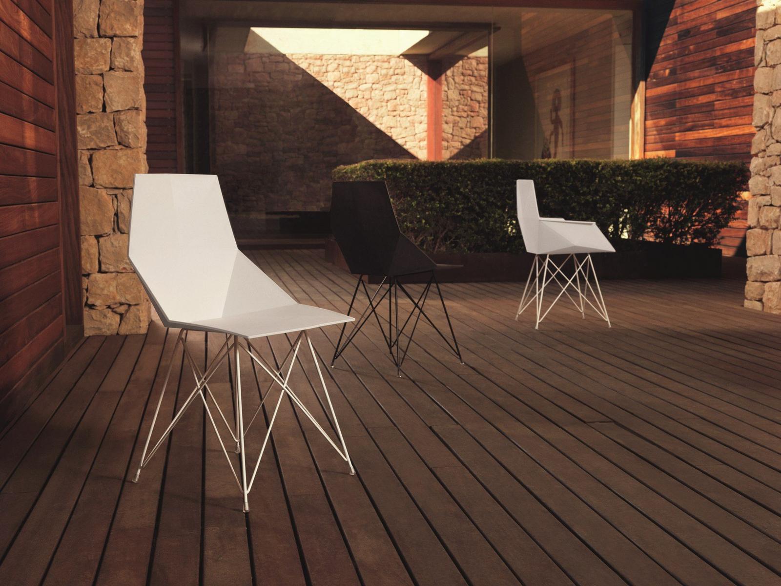 FAZ Polypropylene garden chair with armrests