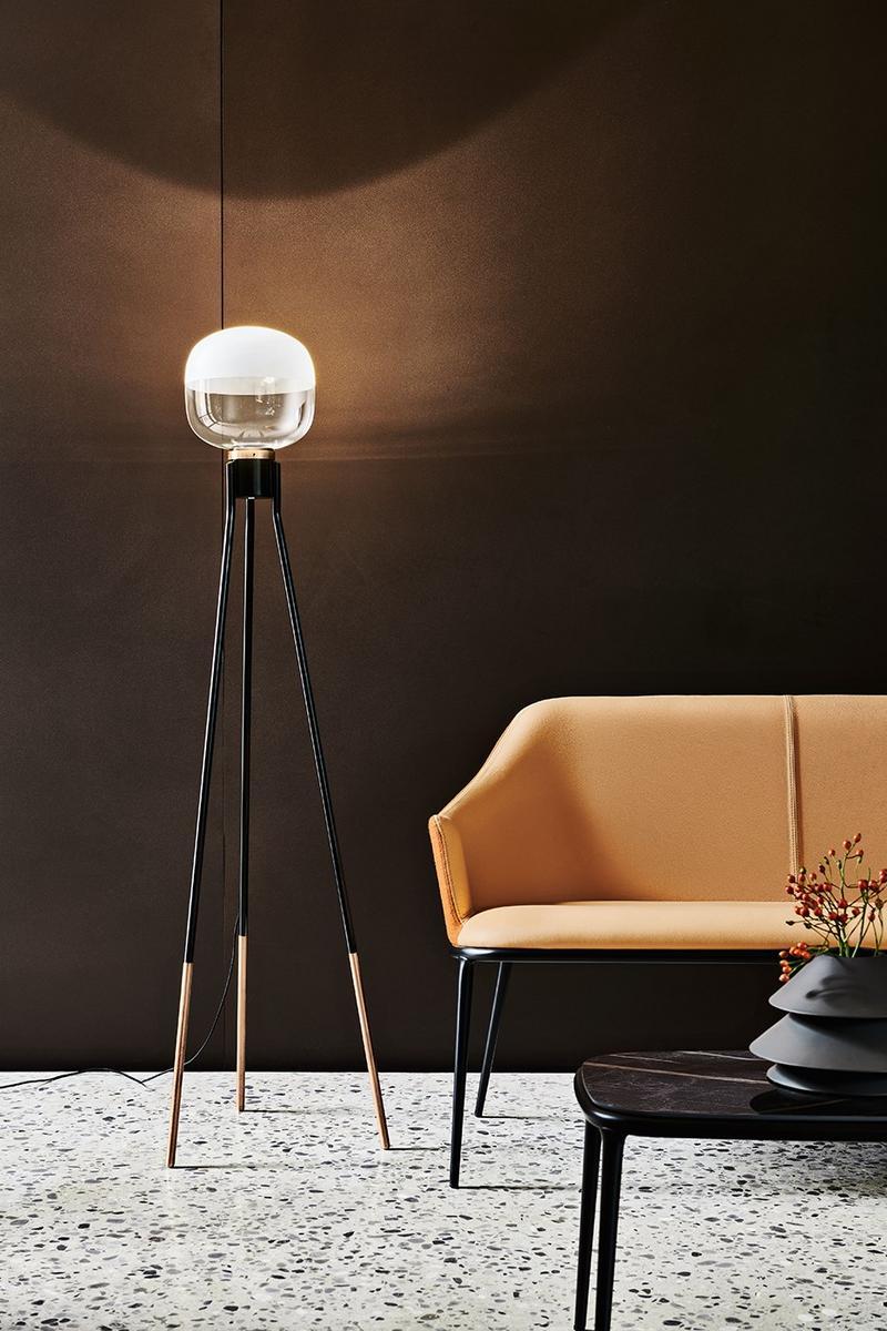 GHOST Floor lamp in blown glass and metal base