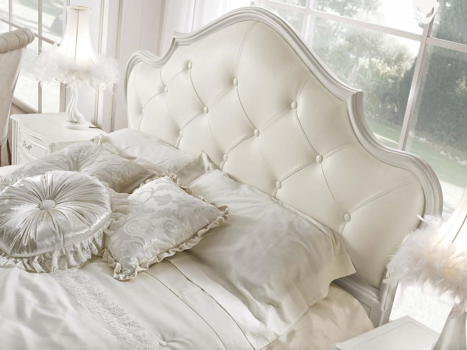 MARGHERITA Double bed with tufted headboard