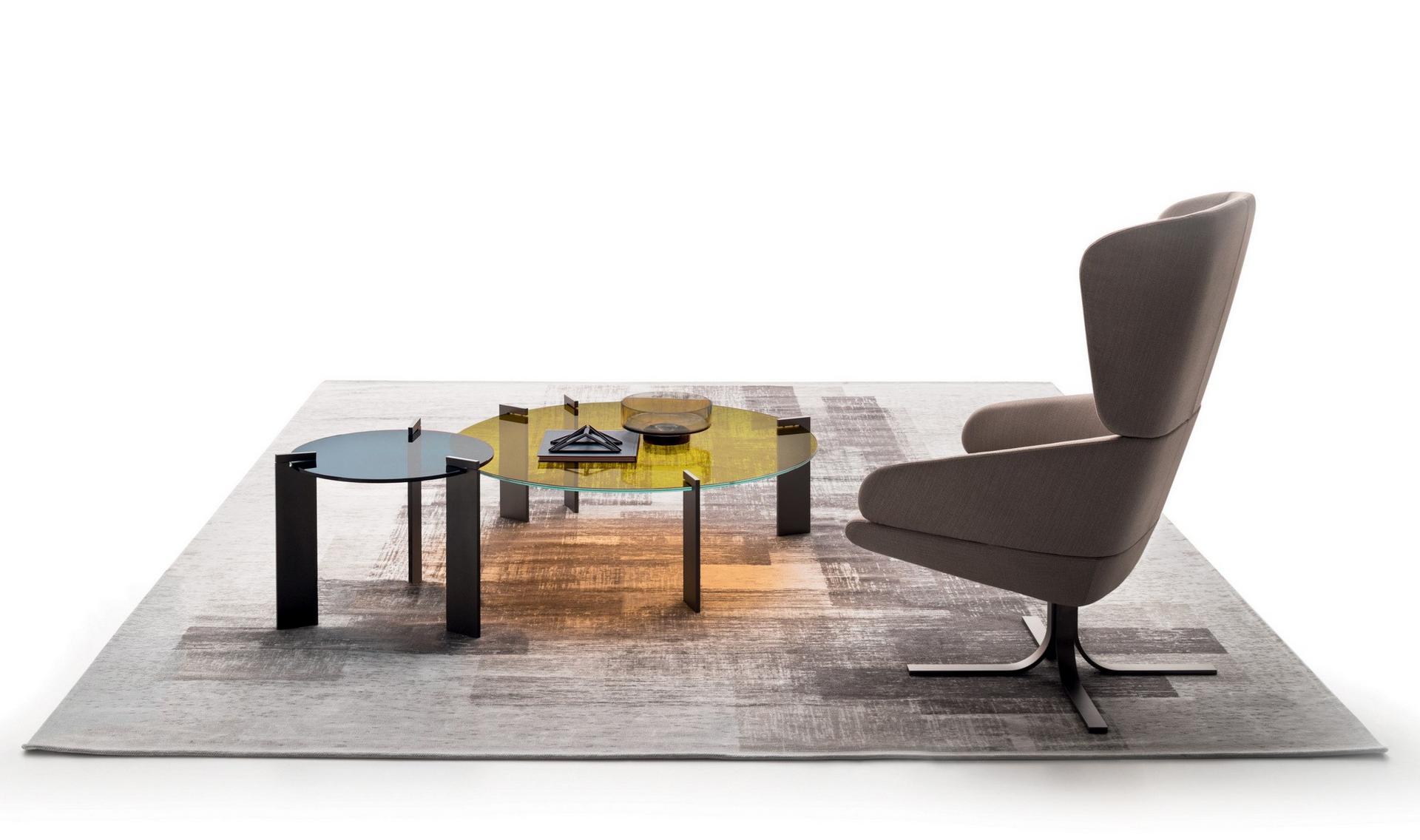 CUT Wing fabric armchair with 4-spoke base