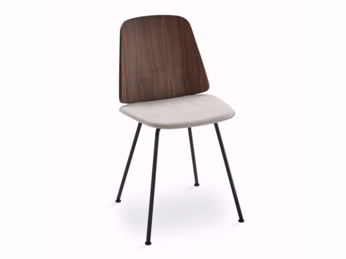 JUNE 2055 Chair with removable cover