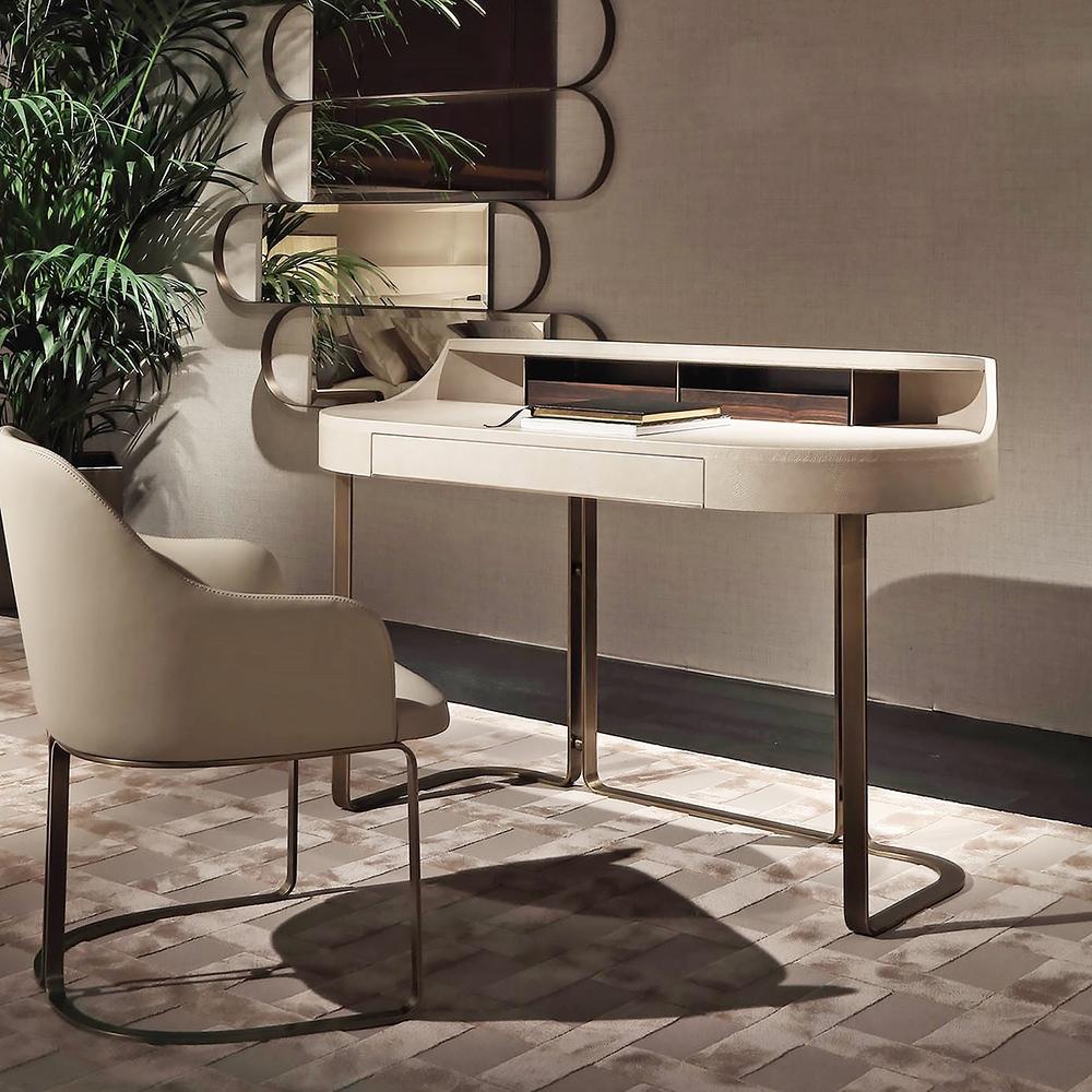 ROMA Ebony writing desk in a classic style with drawers