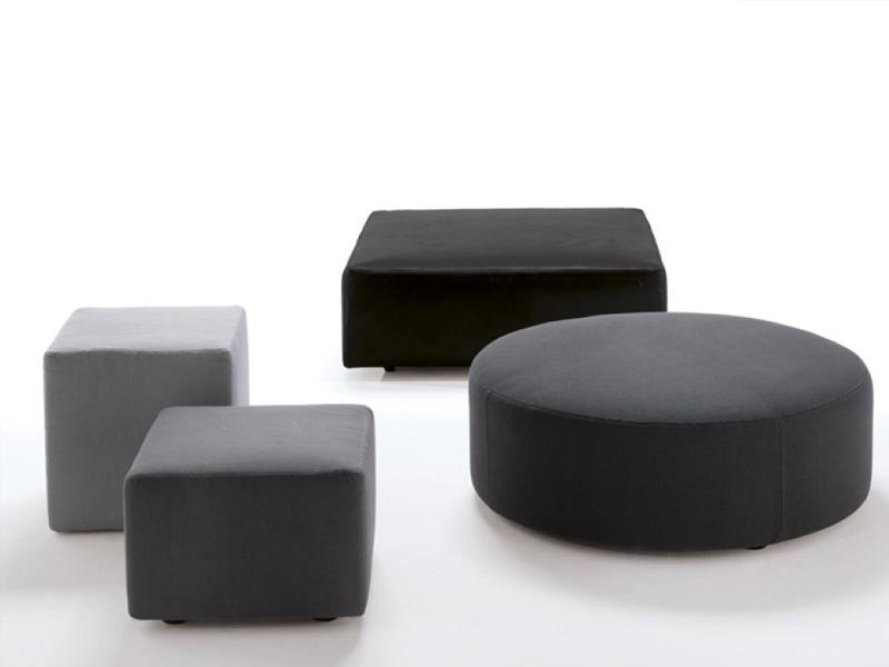 LINEAR Pouf