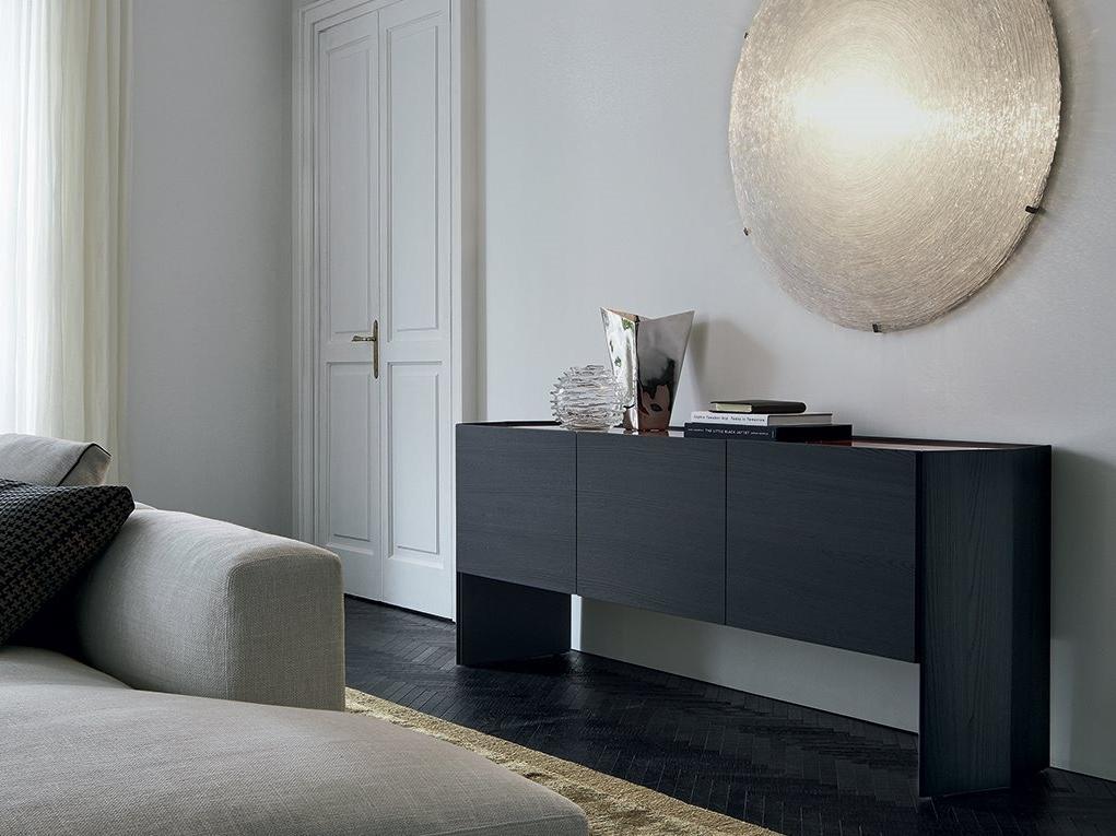 GIÒ Wooden sideboard with doors