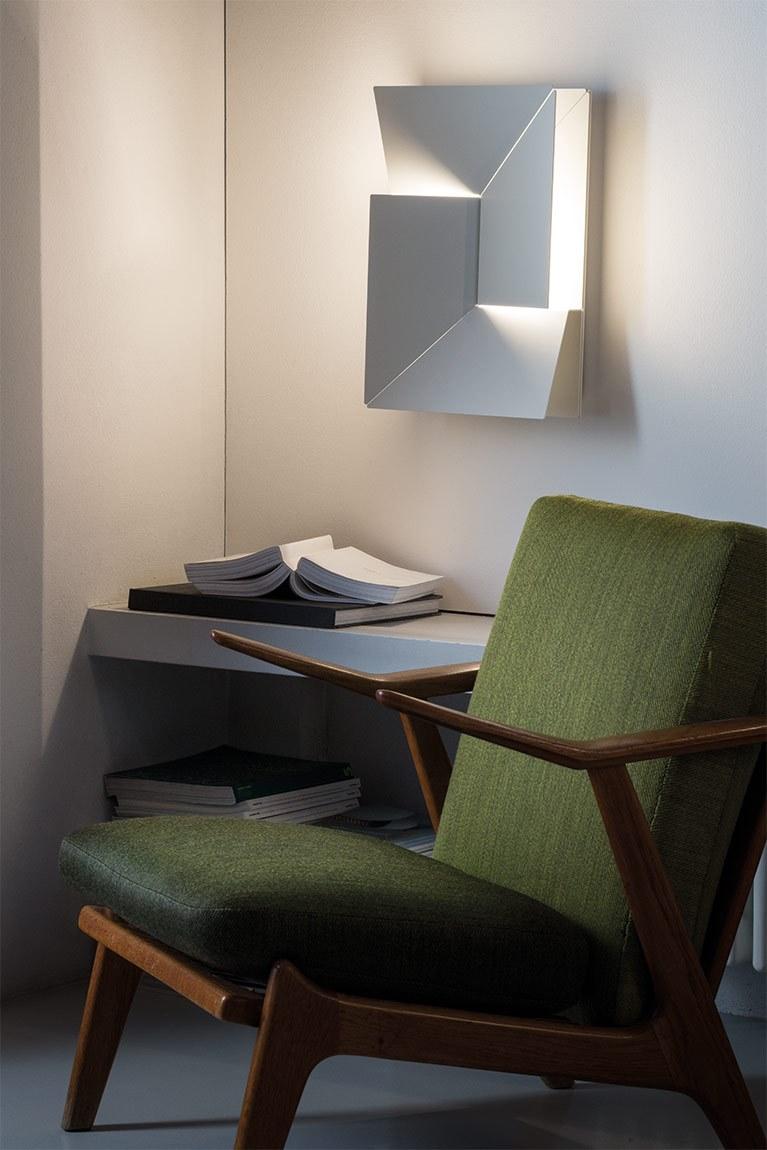 WALL SHADOWS MOYEN LED aluminium wall lamp