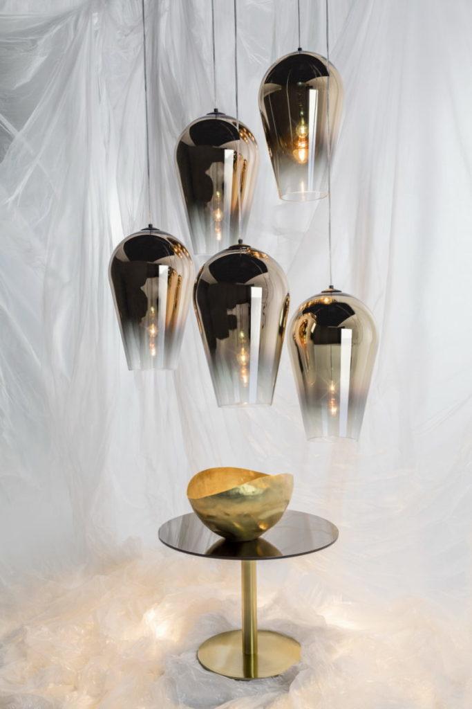 FADE Glass pendant lamp in a contemporary style