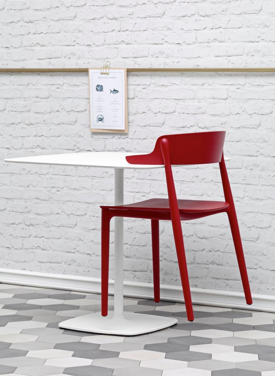 NEMEA 2826 Upholstered restaurant chair
