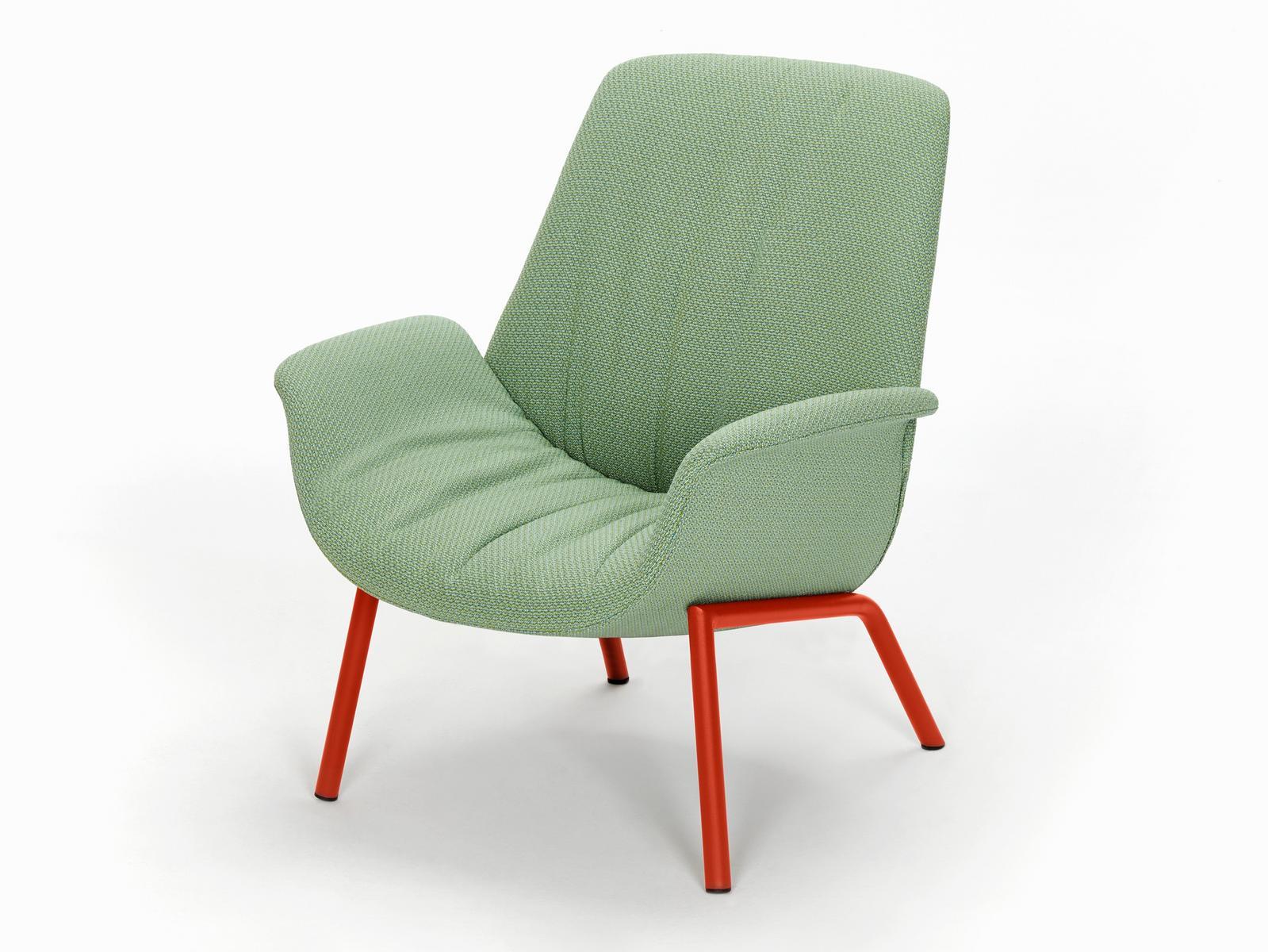 ILA 2023 Armchair with armrests
