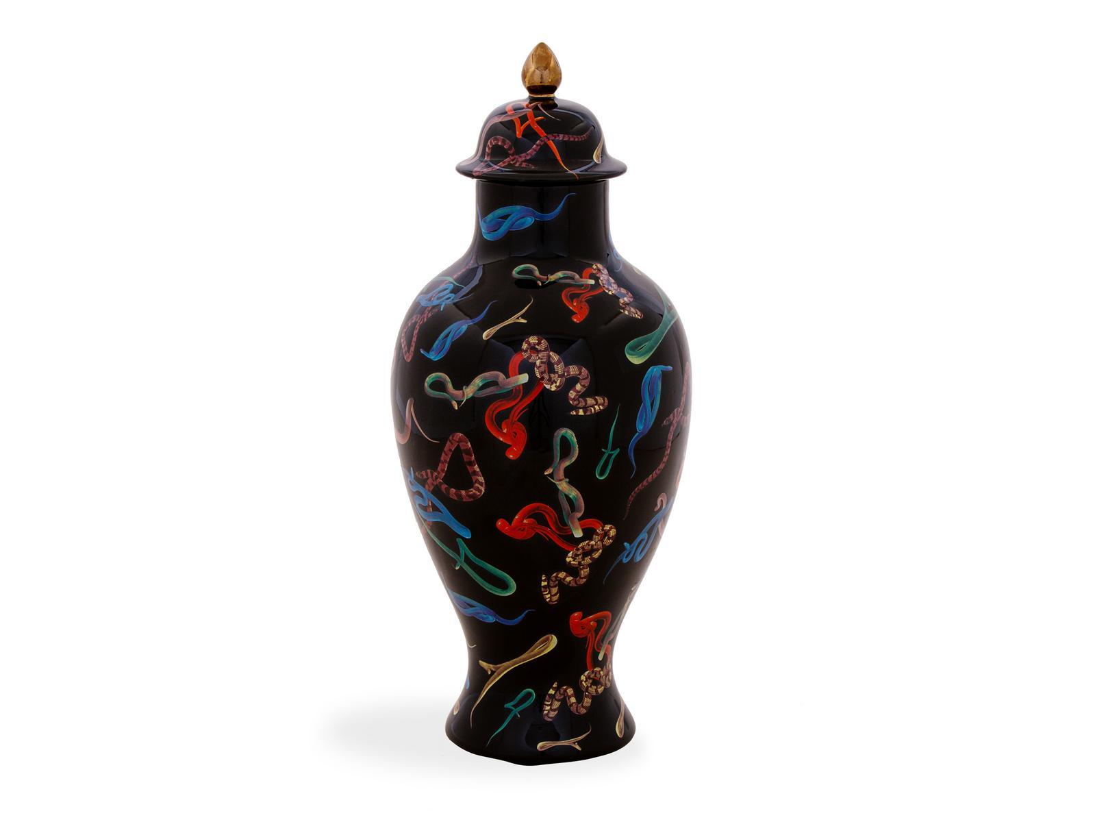 SNAKES Porcelain vase