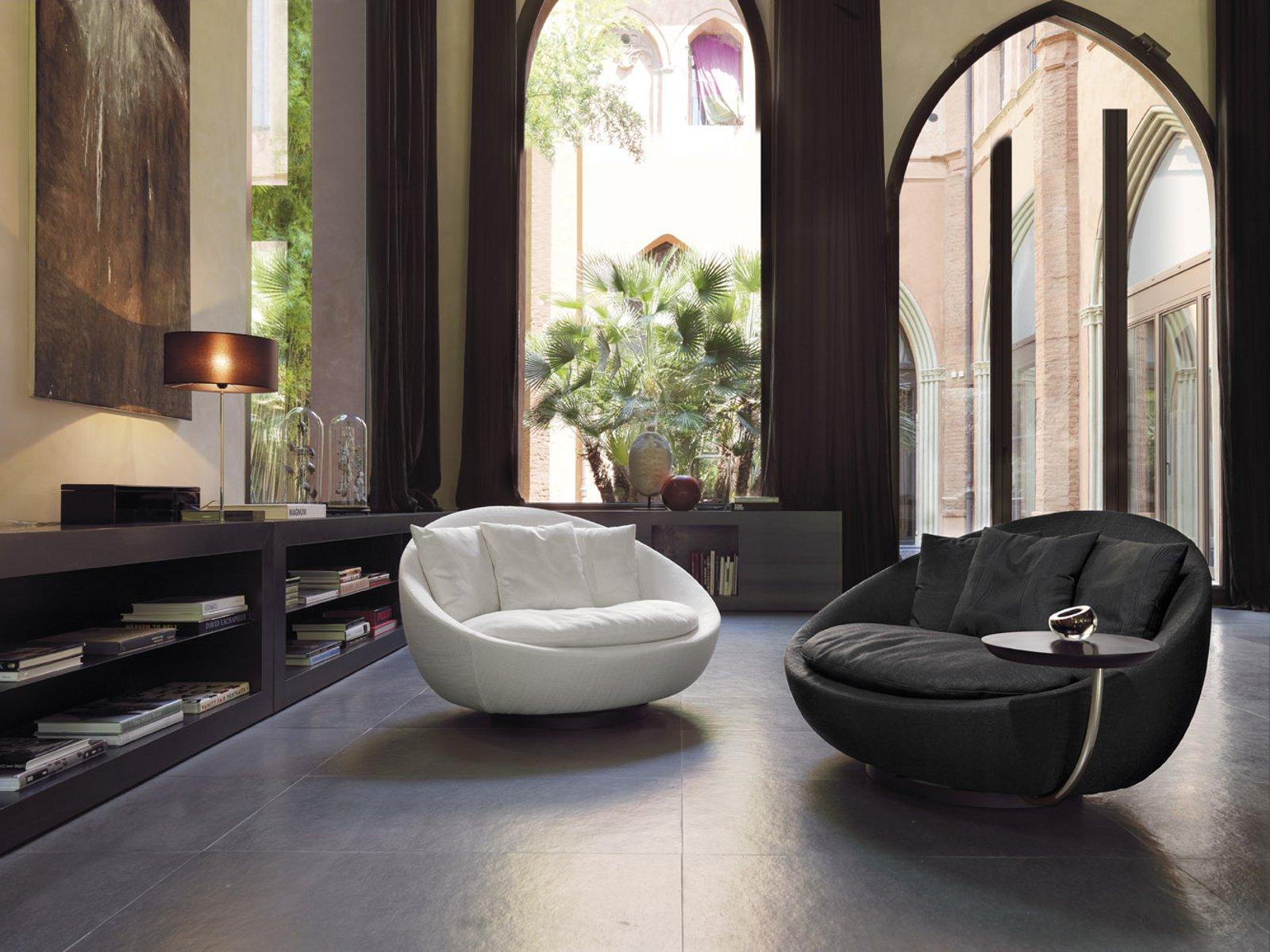 LACOON Swivel armchair